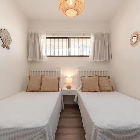 Luxury Frontline With Sea View Benalmádena